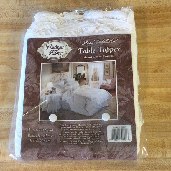 VINTAGE HOME Battenburg Lace Square Table Topper - Picture 2 of 2